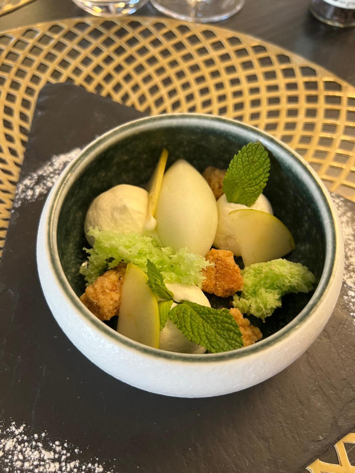 La Glycine Hotel, Spa Et Bien-Etre Bénouville Εξωτερικό φωτογραφία