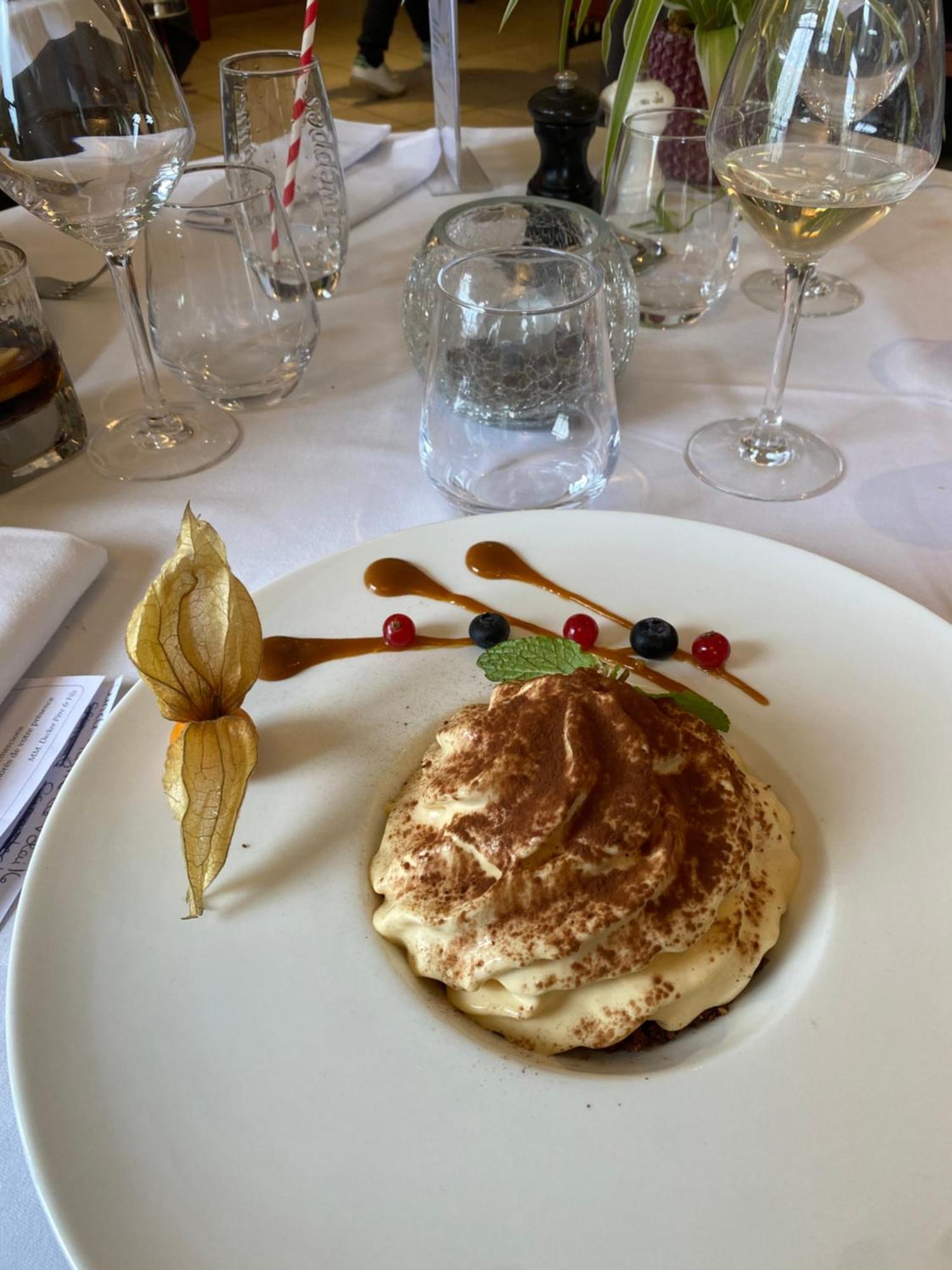 La Glycine Hotel, Spa Et Bien-Etre Bénouville Εξωτερικό φωτογραφία