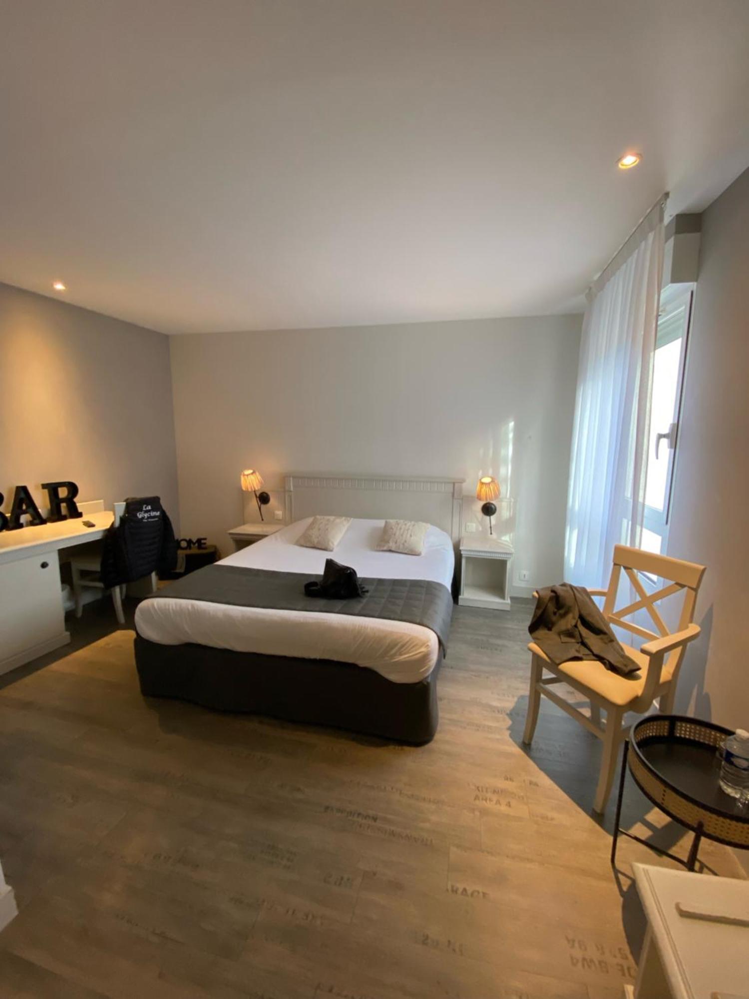 La Glycine Hotel, Spa Et Bien-Etre Bénouville Εξωτερικό φωτογραφία